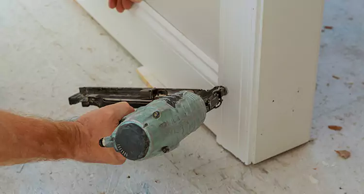 Fix Garage Door Panel in East Lake-Orient Park, FL