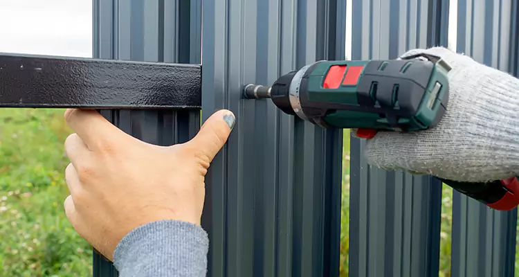 Metal Gate Repair in East Lake-Orient Park, FL