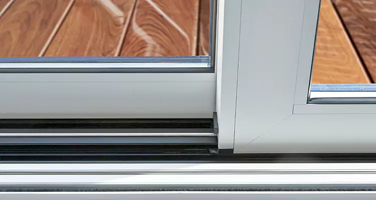 Patio Doors Leaking Water Issue Repair Services in East Lake-Orient Park, FL
