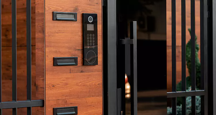 Automatic Door Maintenance in East Lake-Orient Park, FL