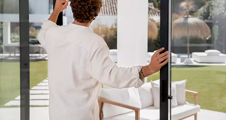Fix Backyard Sliding Door Hard To Operate in East Lake-Orient Park, FL